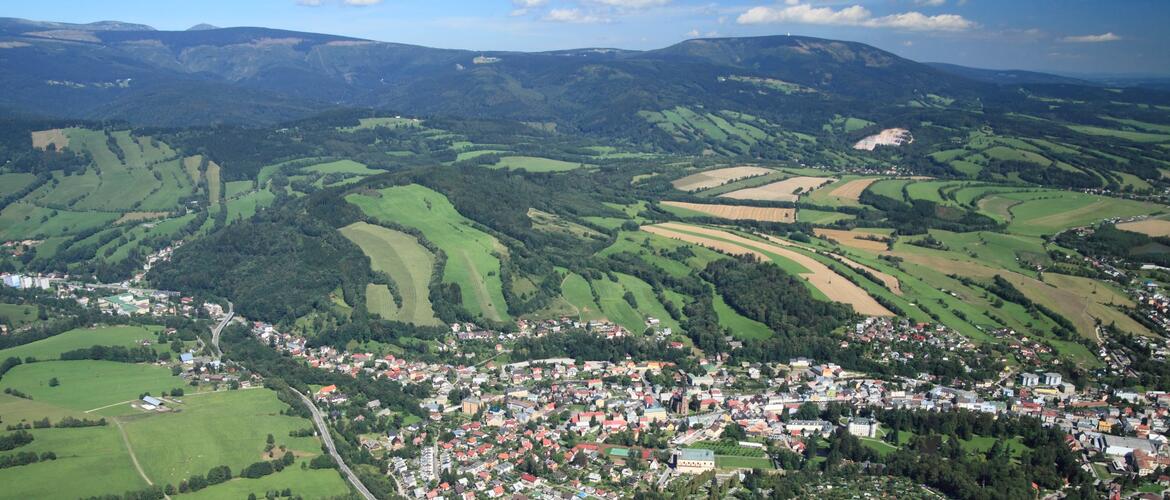 Vue aérienne de Vrchlabí