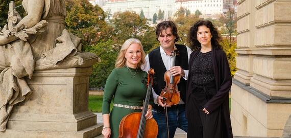 Halíř Trio