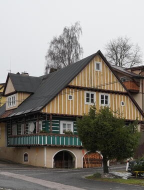 Stará kovárna se zvoničkou v Hořejším Vrchlabí